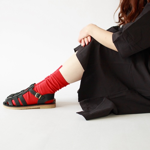 リペアして履くレザーサンダル、duckfeet。時にトレンドにも馴染む魅力。